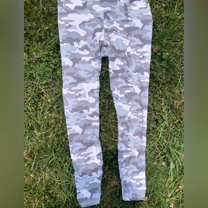 Fabletics workout leggings